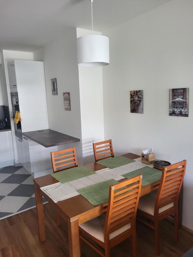 New Apartment In Karlin, Praha 8, Close To Center Exteriér fotografie