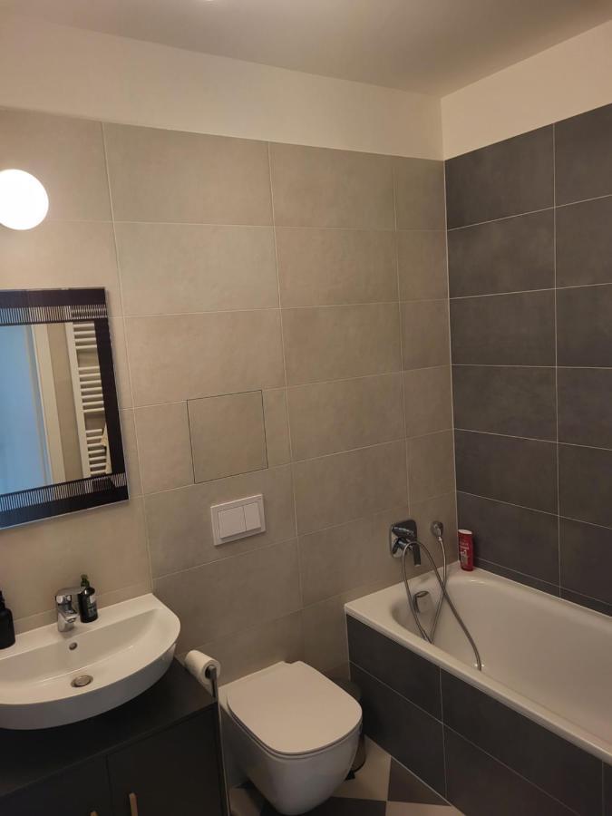 New Apartment In Karlin, Praha 8, Close To Center Exteriér fotografie
